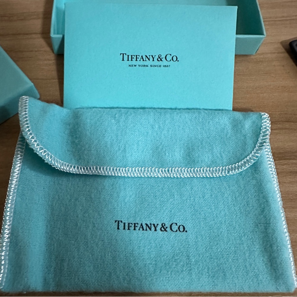 Tiffany & Co Black Leather Card Holder - Picture 8 of 12